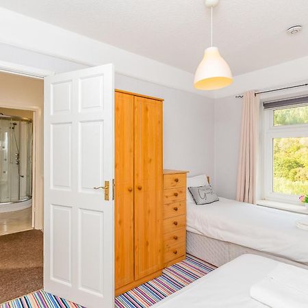 The View Spacious Apartment In Afan Forest Bike Park By Staystaycations ポート・タルボット エクステリア 写真