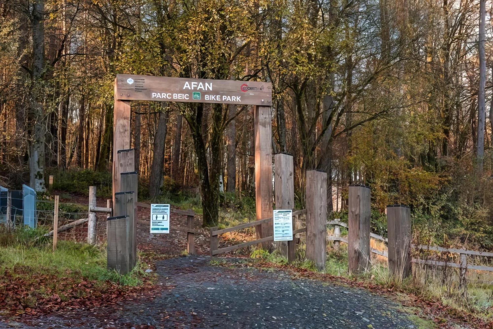 The View Spacious Apartment In Afan Forest Bike Park By Staystaycations ポート・タルボット エクステリア 写真