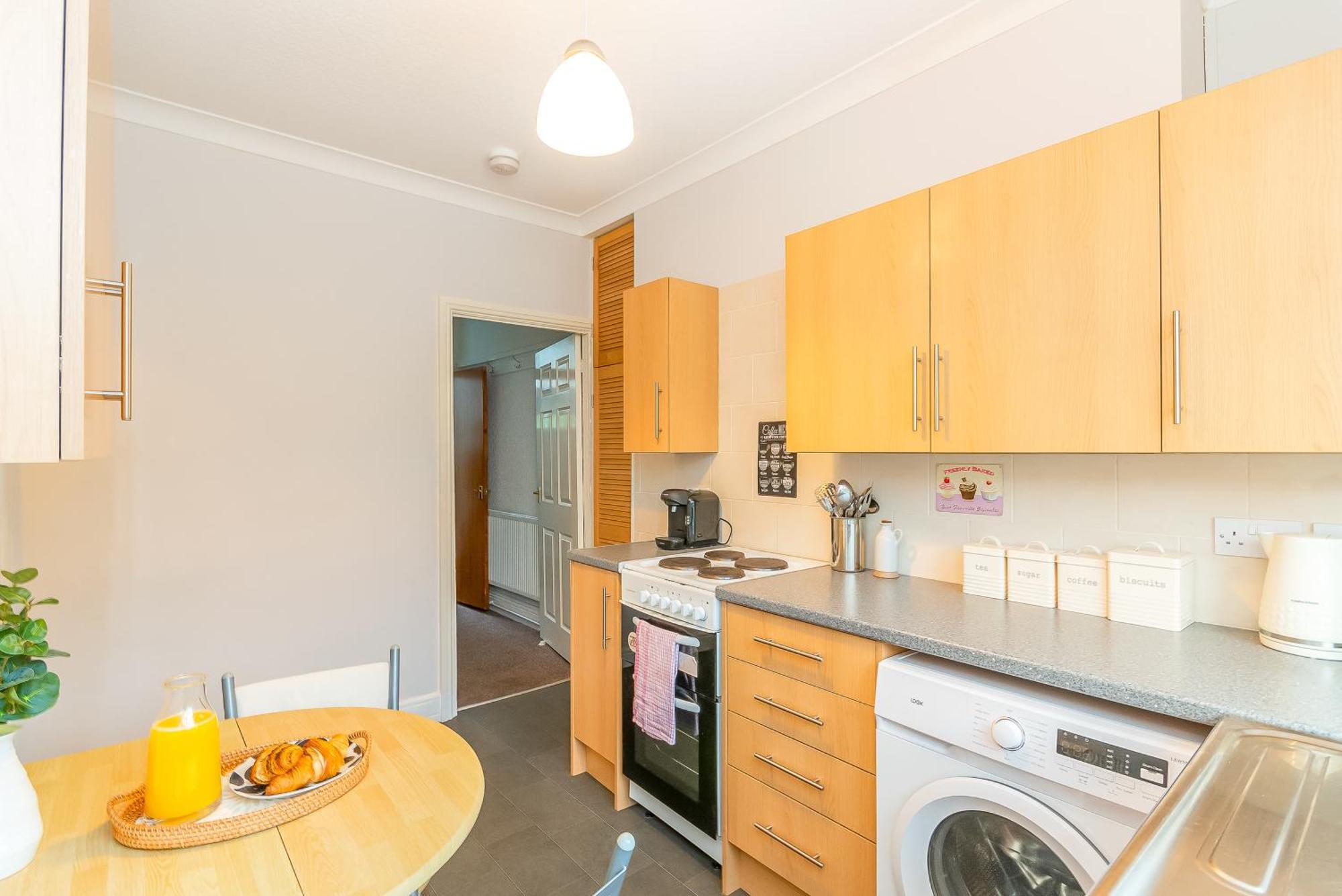 The View Spacious Apartment In Afan Forest Bike Park By Staystaycations ポート・タルボット エクステリア 写真