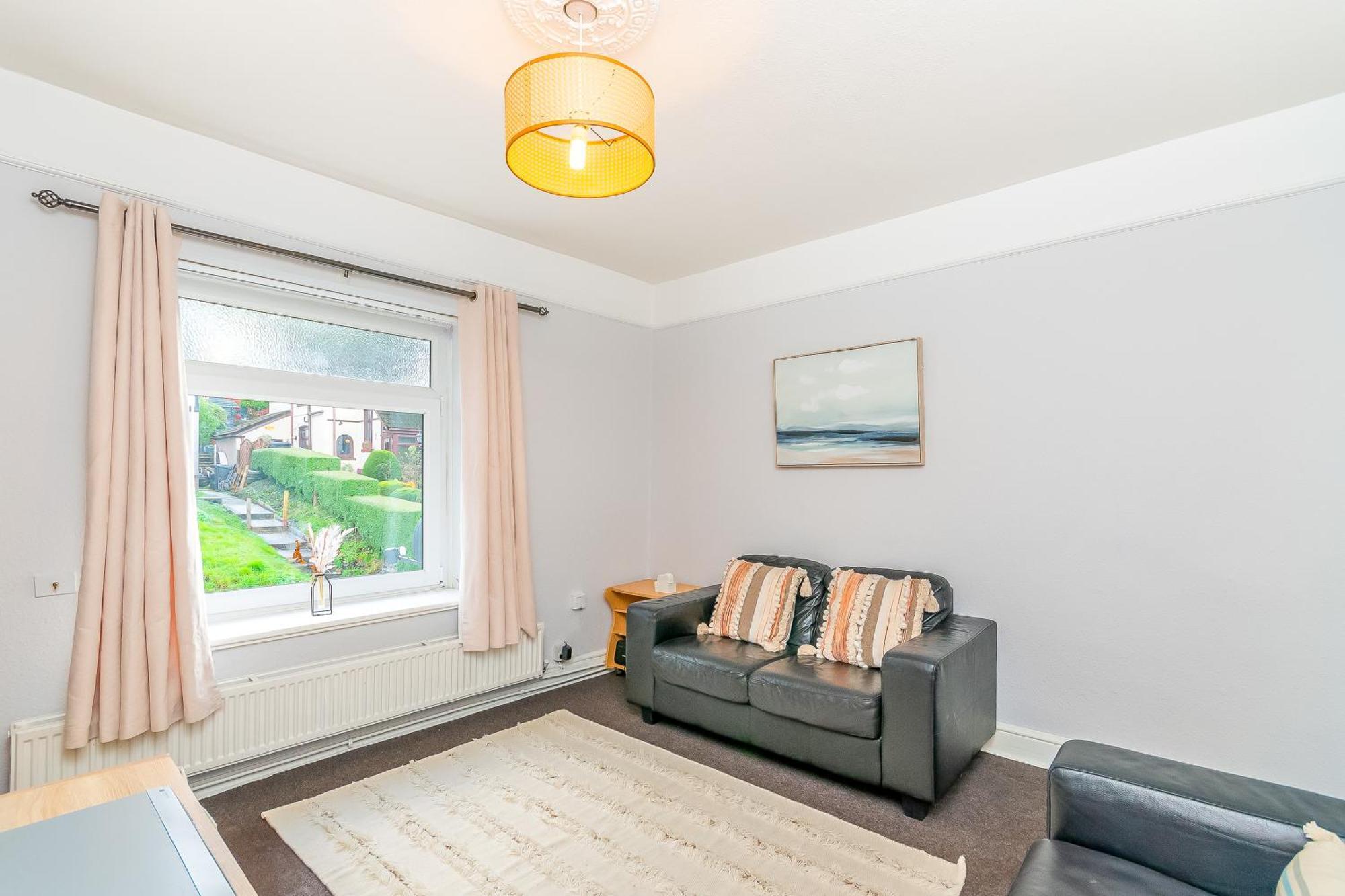 The View Spacious Apartment In Afan Forest Bike Park By Staystaycations ポート・タルボット エクステリア 写真